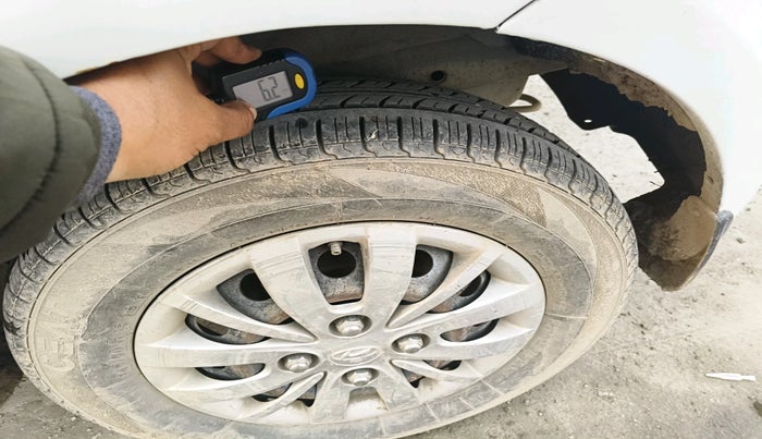 2013 Hyundai i10 MAGNA 1.2, Petrol, Manual, 82,571 km, tyre