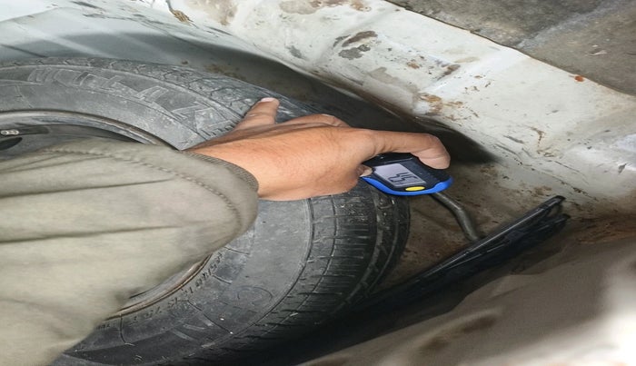 2013 Hyundai i10 MAGNA 1.2, Petrol, Manual, 82,571 km, tyre