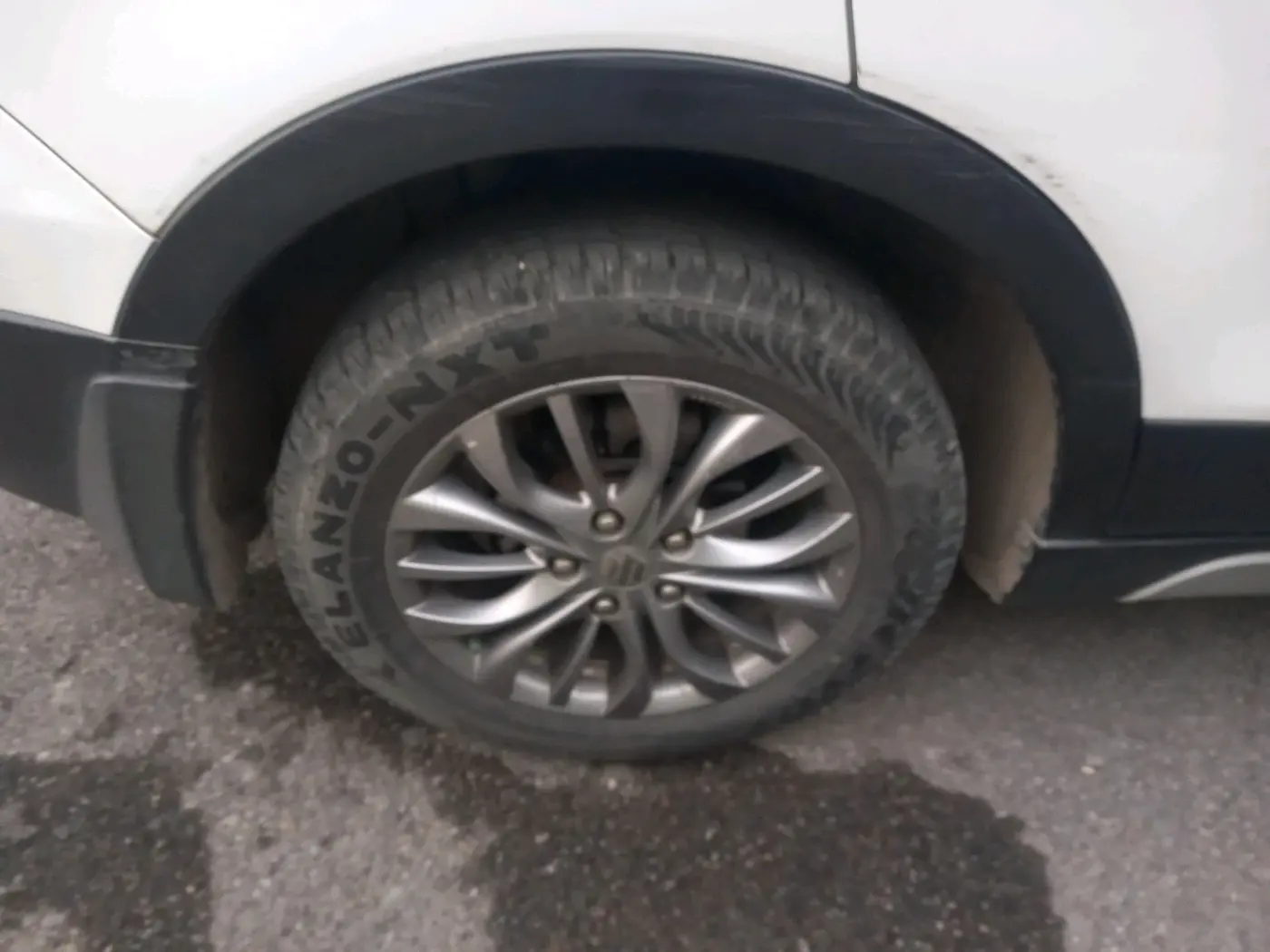 2017 Maruti S Cross ZETA 1.3, Diesel, Manual, 82,956 km, tyre