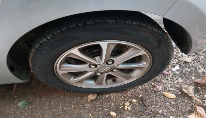 2015 Hyundai Grand i10 ASTA (O) 1.2 KAPPA VTVT, Petrol, Manual, 68,413 km, tyre