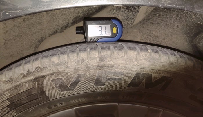 2011 Hyundai i10 ERA 1.1, Petrol, Manual, 93,165 km, tyre