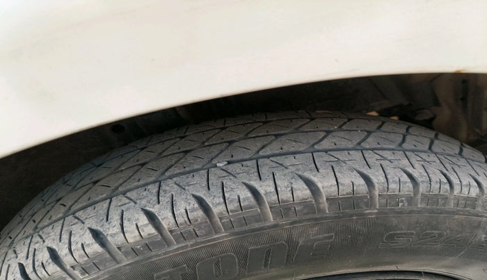 2011 Maruti Swift VDI, Diesel, Manual, 1,73,443 km, tyre