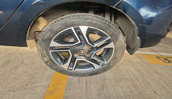 2019 Tata TIGOR XZ PLUS PETROL, Petrol, Manual, 38,734 km, tyre