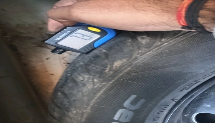 2016 Fiat Linea EMOTION 1.4 L T JET, Petrol, Manual, 40,821 km, tyre