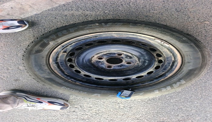 2017 Maruti Baleno DELTA PETROL 1.2, Petrol, Manual, 1,30,984 km, tyre