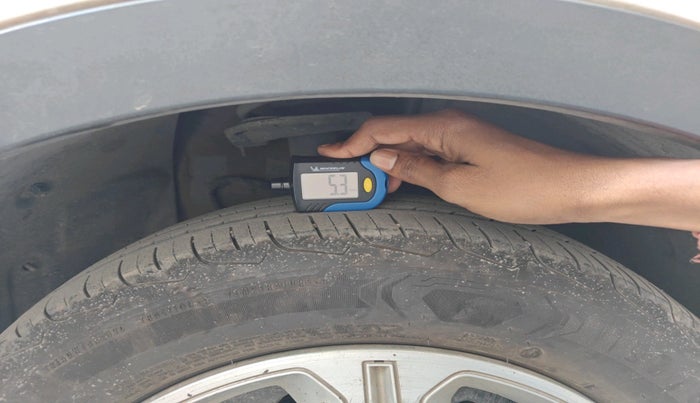 2018 Tata NEXON XM PETROL, Petrol, Manual, 44,800 km, tyre