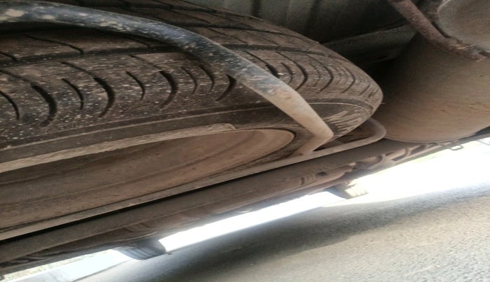 2016 Maruti Ertiga VXI, Petrol, Manual, 59,440 km, tyre