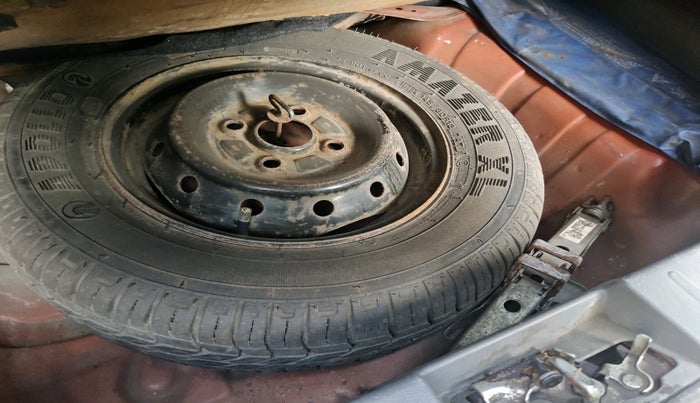 2013 Maruti Alto 800 VXI, Petrol, Manual, 37,497 km, tyre