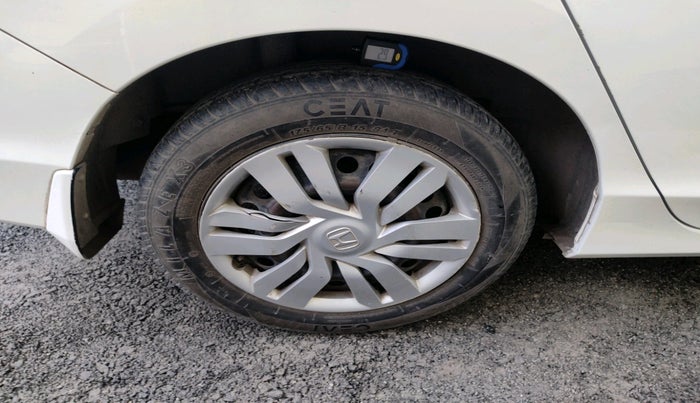 2014 Honda City 1.5L I-VTEC SV CVT, Petrol, Automatic, 1,10,164 km, tyre