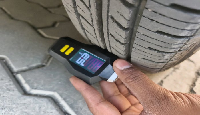 2016 Tata Tiago XE DIESEL, Diesel, Manual, 1,11,566 km, tyre