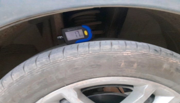 2020 Renault TRIBER RXZ, Petrol, Manual, 90,120 km, tyre