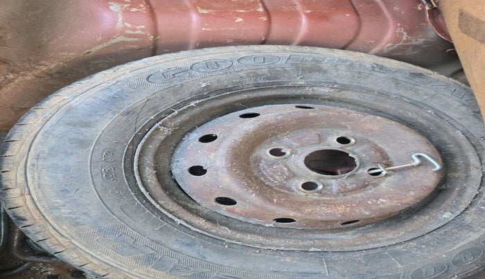 2013 Maruti Alto 800 LXI, Petrol, Manual, 1,17,151 km, tyre