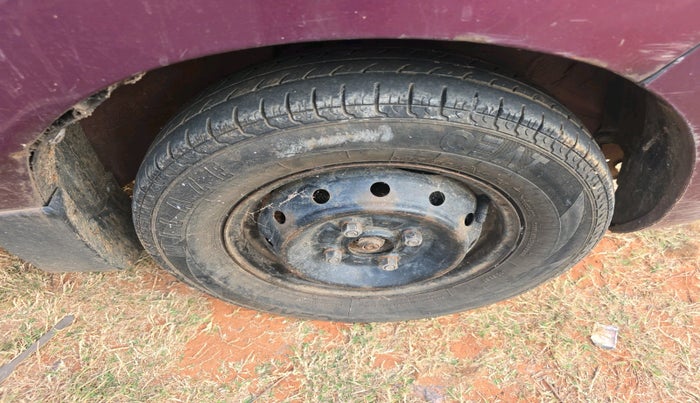 2013 Maruti Alto 800 LXI, Petrol, Manual, 1,17,151 km, tyre