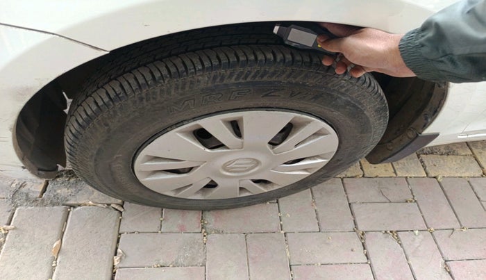 2012 Maruti Swift VXI, Petrol, Manual, 65,316 km, tyre