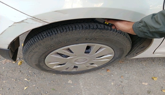 2012 Maruti Swift VXI, Petrol, Manual, 65,316 km, tyre