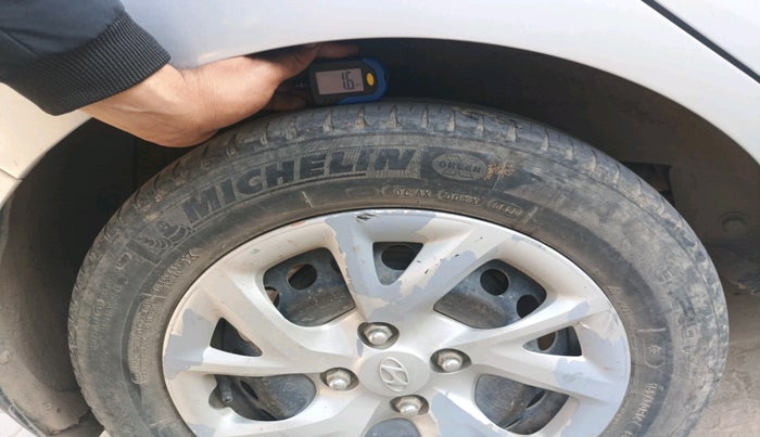 2017 Hyundai Grand i10 SPORTZ (O) 1.2 U2 CRDI, Diesel, Manual, 87,772 km, tyre