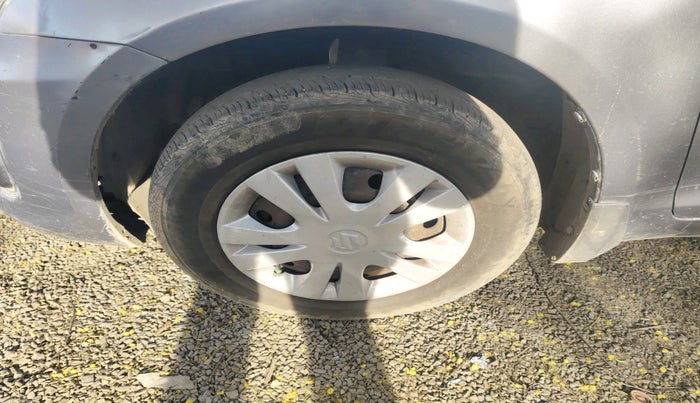 2014 Maruti Swift Dzire VDI, Diesel, Manual, 1,69,108 km, tyre