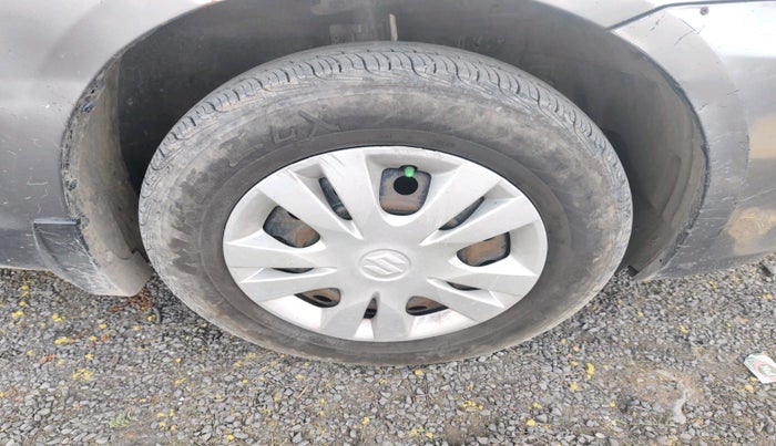 2014 Maruti Swift Dzire VDI, Diesel, Manual, 1,69,108 km, tyre