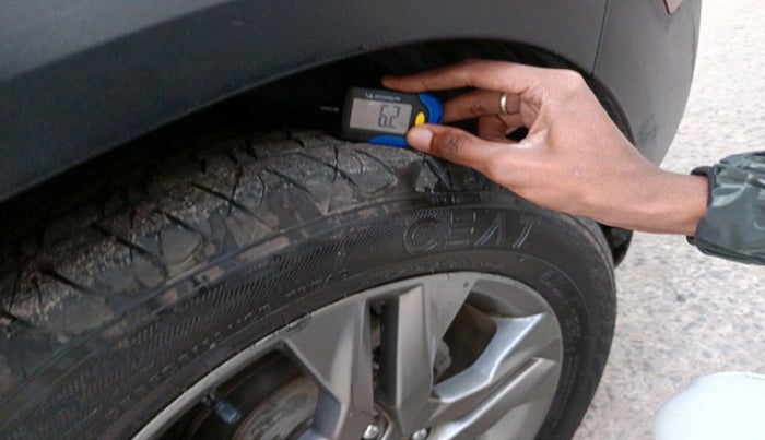 2022 KIA SELTOS HTX PETROL 1.5, Petrol, Manual, 37,955 km, tyre