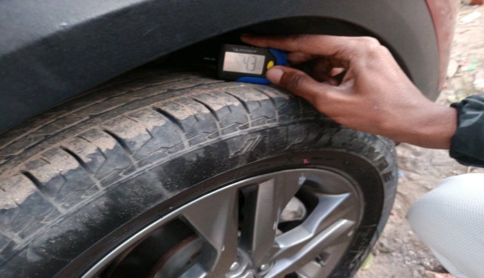 2022 KIA SELTOS HTX PETROL 1.5, Petrol, Manual, 37,955 km, tyre