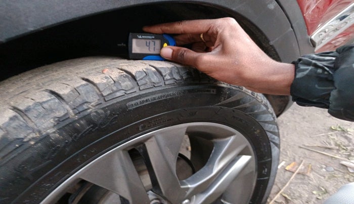 2022 KIA SELTOS HTX PETROL 1.5, Petrol, Manual, 37,955 km, tyre