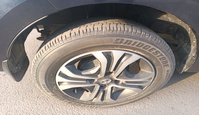 2022 Tata TIGOR XZ PLUS CNG, Petrol, Manual, 42,514 km, tyre