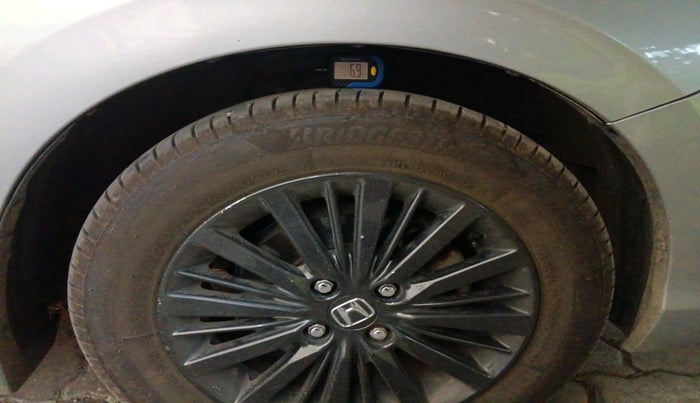 2022 Honda City 1.5L I-VTEC V CVT 5TH GEN, Petrol, Automatic, 42,742 km, tyre