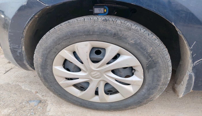 2019 Maruti Swift VXI, Petrol, Manual, 72,434 km, tyre