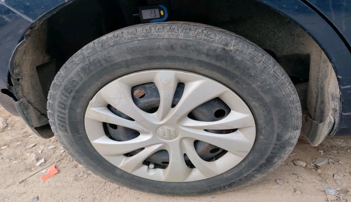 2019 Maruti Swift VXI, Petrol, Manual, 72,434 km, tyre