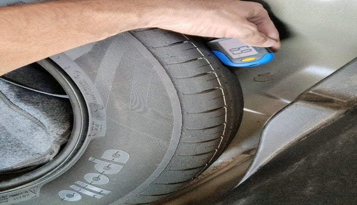 2024 Hyundai VENUE S 1.2, Petrol, Manual, 16,597 km, tyre