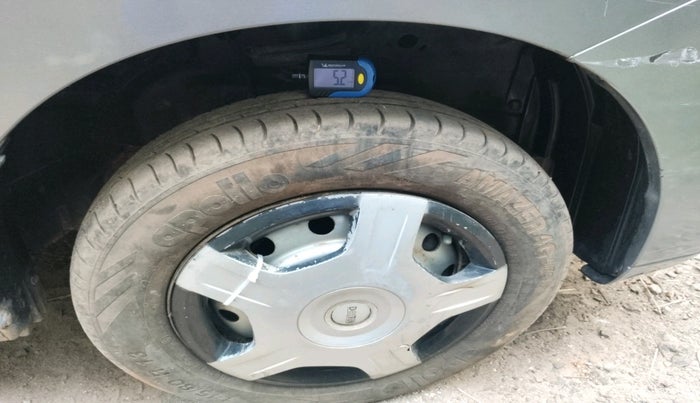 2012 Maruti Wagon R 1.0 LXI, Petrol, Manual, 32,451 km, tyre