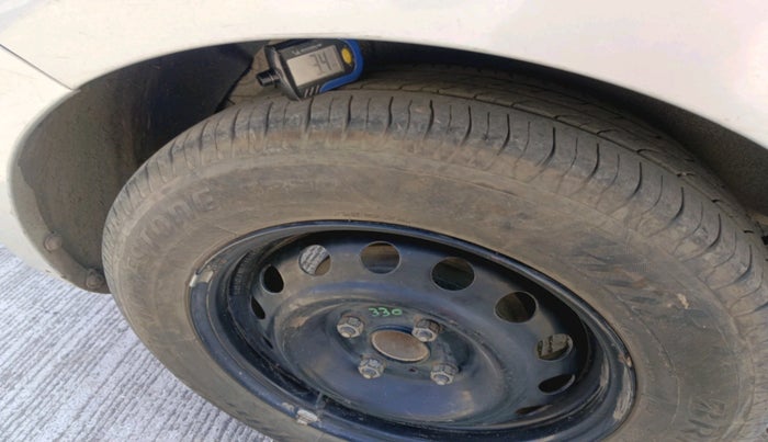 2011 Hyundai i20 SPORTZ 1.2, Petrol, Manual, 1,77,955 km, tyre