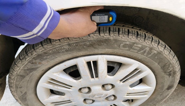 2011 Hyundai Santro Xing GLS, Petrol, Manual, 65,084 km, tyre