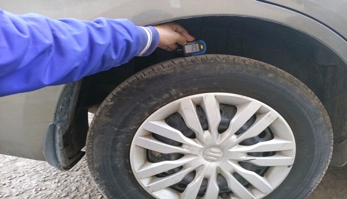 2017 Maruti Dzire VXI AMT, Petrol, Automatic, 41,490 km, tyre