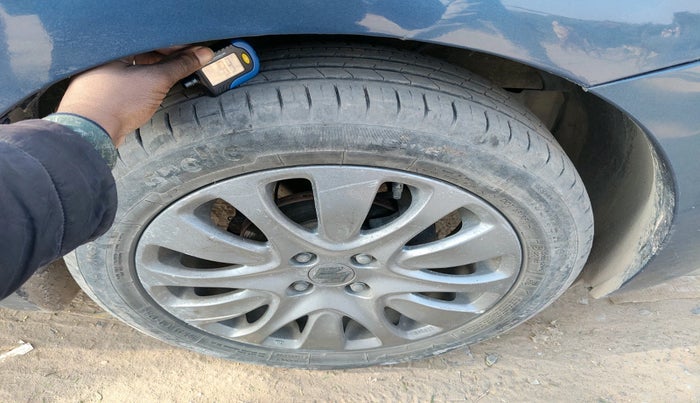 2016 Maruti Baleno ALPHA PETROL 1.2, Petrol, Manual, 41,046 km, tyre