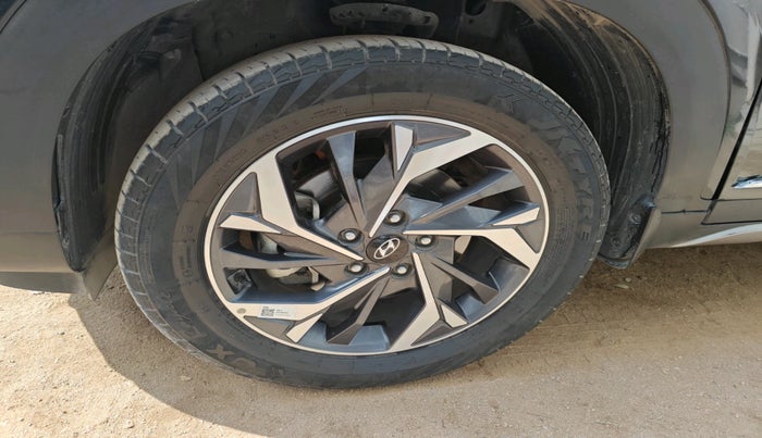 2022 Hyundai Creta SX (O) 1.5 DIESEL, Diesel, Manual, 25,327 km, tyre