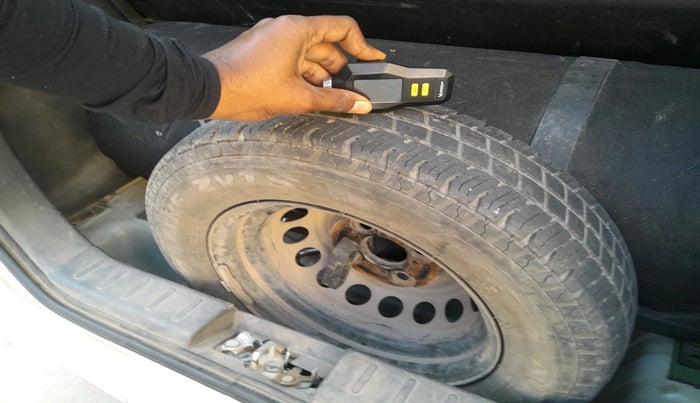 2018 Maruti Alto 800 LXI, Petrol, Manual, 83,525 km, tyre