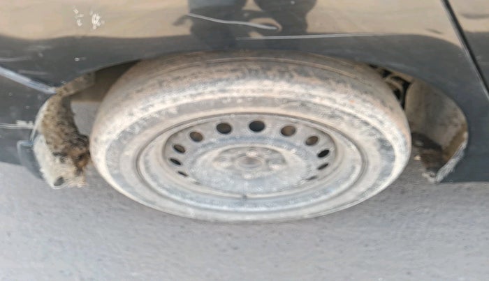 2015 Honda City 1.5L I-DTEC SV, Diesel, Manual, 1,31,443 km, tyre