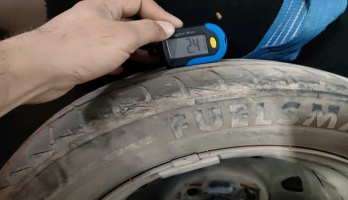 2013 Hyundai Santro Xing GL, Petrol, Manual, 91,105 km, tyre