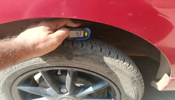 2015 Tata Nano TWIST XTA, Petrol, Automatic, 32,554 km, tyre