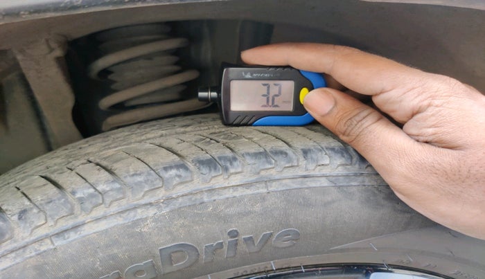 2021 Nissan MAGNITE XV MT, Petrol, Manual, 29,214 km, tyre