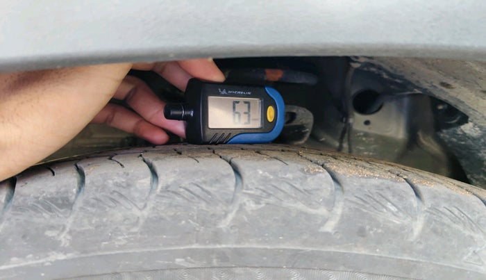 2022 Hyundai ALCAZAR PLATINUM 1.5 MT 7STR, Diesel, Manual, 1,95,725 km, tyre