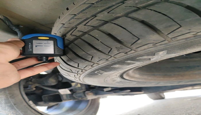 2022 Hyundai ALCAZAR PLATINUM 1.5 MT 7STR, Diesel, Manual, 1,95,725 km, tyre