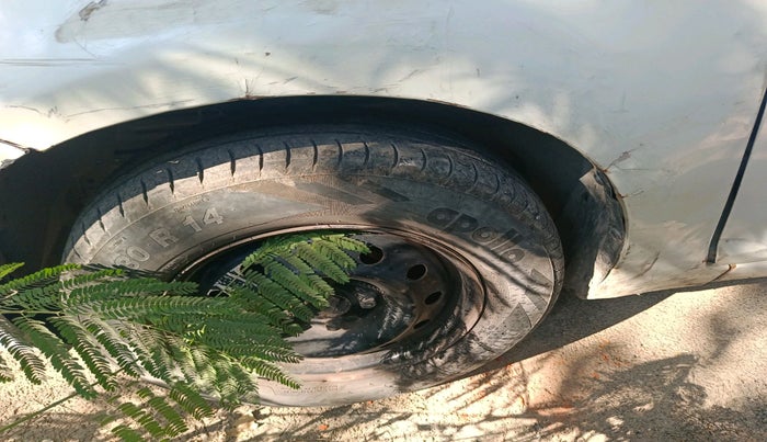 2014 Maruti Swift Dzire VXI, Petrol, Manual, 86,208 km, tyre