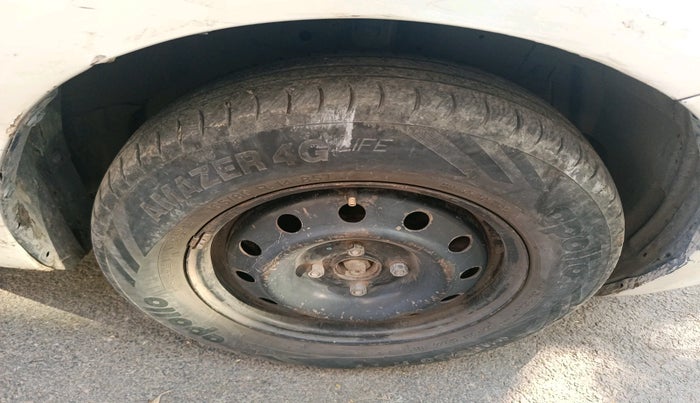 2014 Maruti Swift Dzire VXI, Petrol, Manual, 86,208 km, tyre