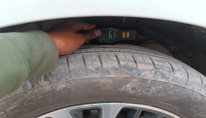 2024 Maruti Ertiga ZXI (O) CNG, Petrol, Manual, 41,592 km, tyre