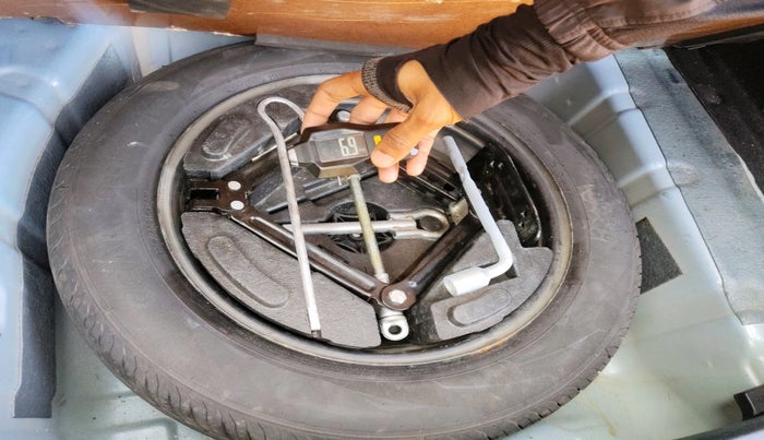 2020 Tata NEXON XM SUNROOF PETROL, Petrol, Manual, 62,561 km, tyre