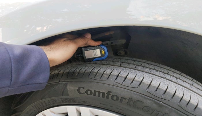 2019 Volkswagen Polo COMFORTLINE 1.0L MPI, Petrol, Manual, 61,706 km, tyre