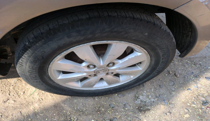 2013 Hyundai i20 ASTA 1.2, Petrol, Manual, 1,63,586 km, tyre