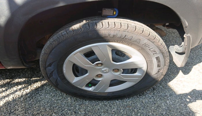 2016 Renault Kwid RXT 0.8, Petrol, Manual, 43,373 km, tyre